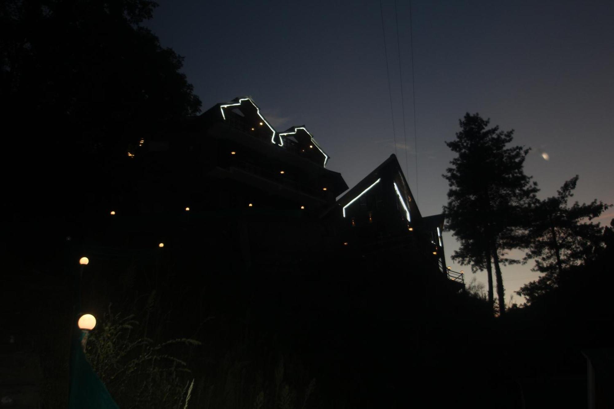 Sukoon Resort Banjār Buitenkant foto