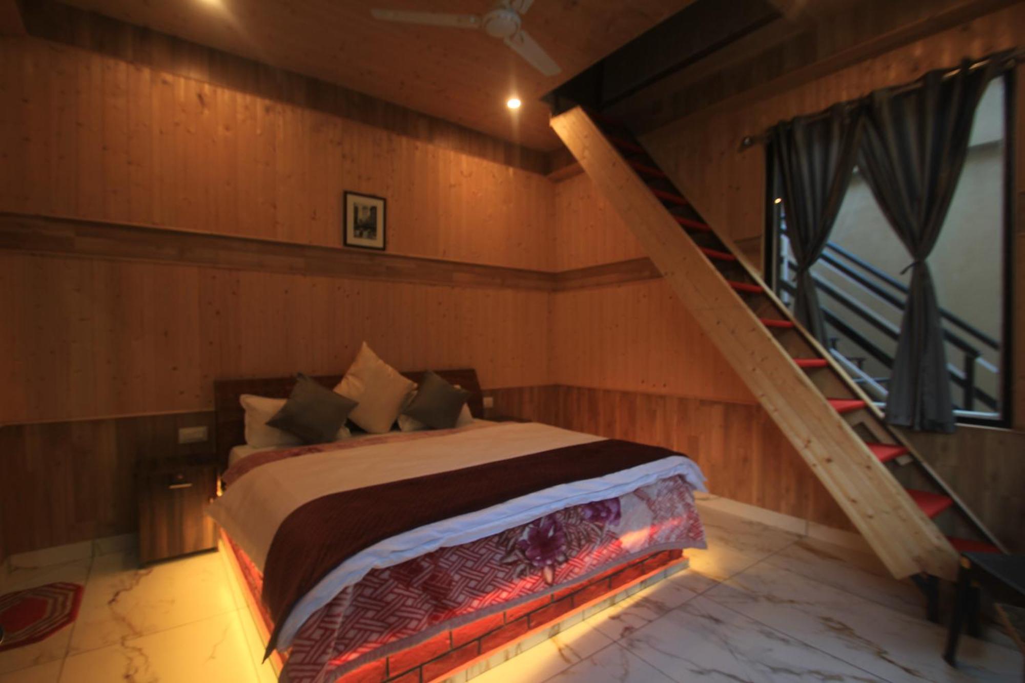 Sukoon Resort Banjār Buitenkant foto